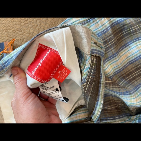 NWT tommy Bahama plaid shorts - Picture 5 of 6